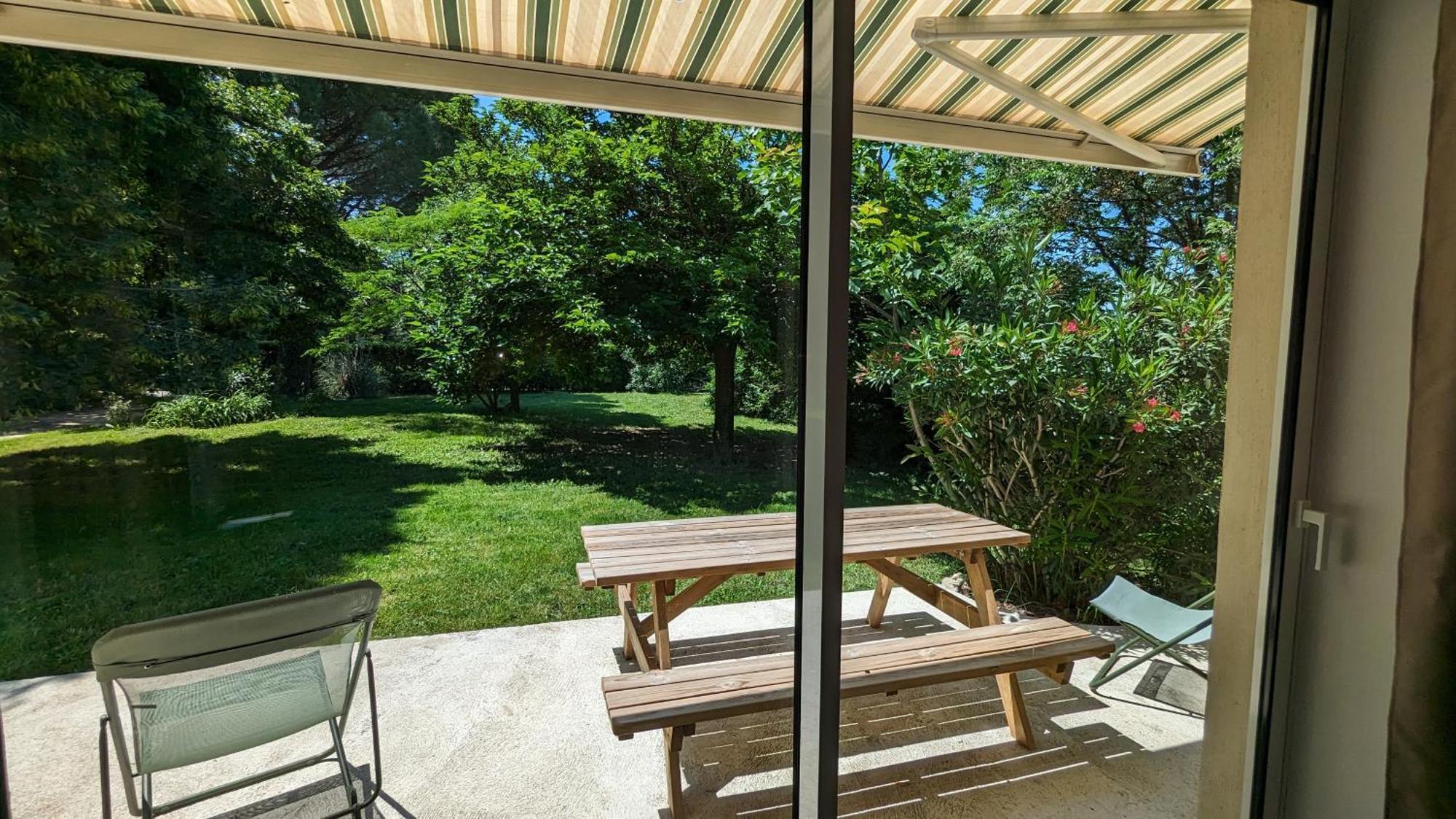 Rez-De-Jardin Independant Dans Ferme Maraichere Bio Avec Grand Jardin Privatif Clos Et Arbore Крест Экстерьер фото